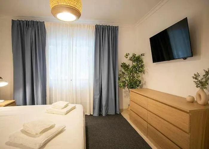 Apartamento Modern 3br W/ Lg Terrace, Bbq, Ac & Parking