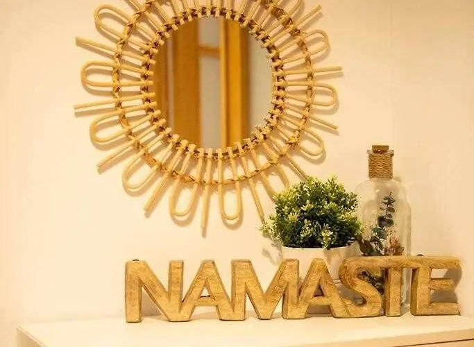 Lejlighed Modern 3br W/ Lg Terrace, Bbq, Ac & Parking