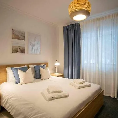Modern 3br W/ Lg Terrace, Bbq, Ac & Parking Apartmán *