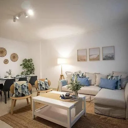 Modern 3br W/ Lg Terrace, Bbq, Ac & Parking * Tavira